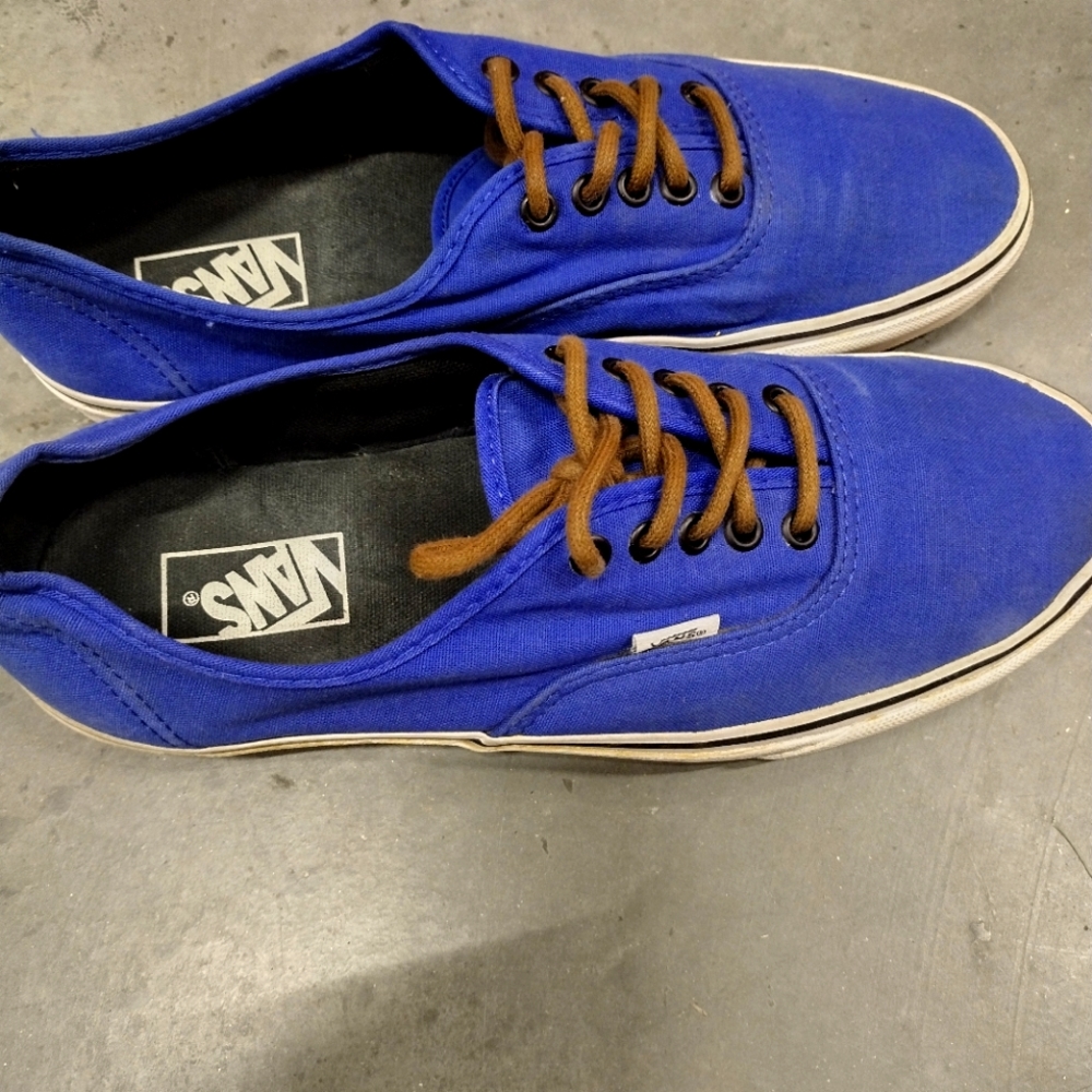 Unisex Vans shoes